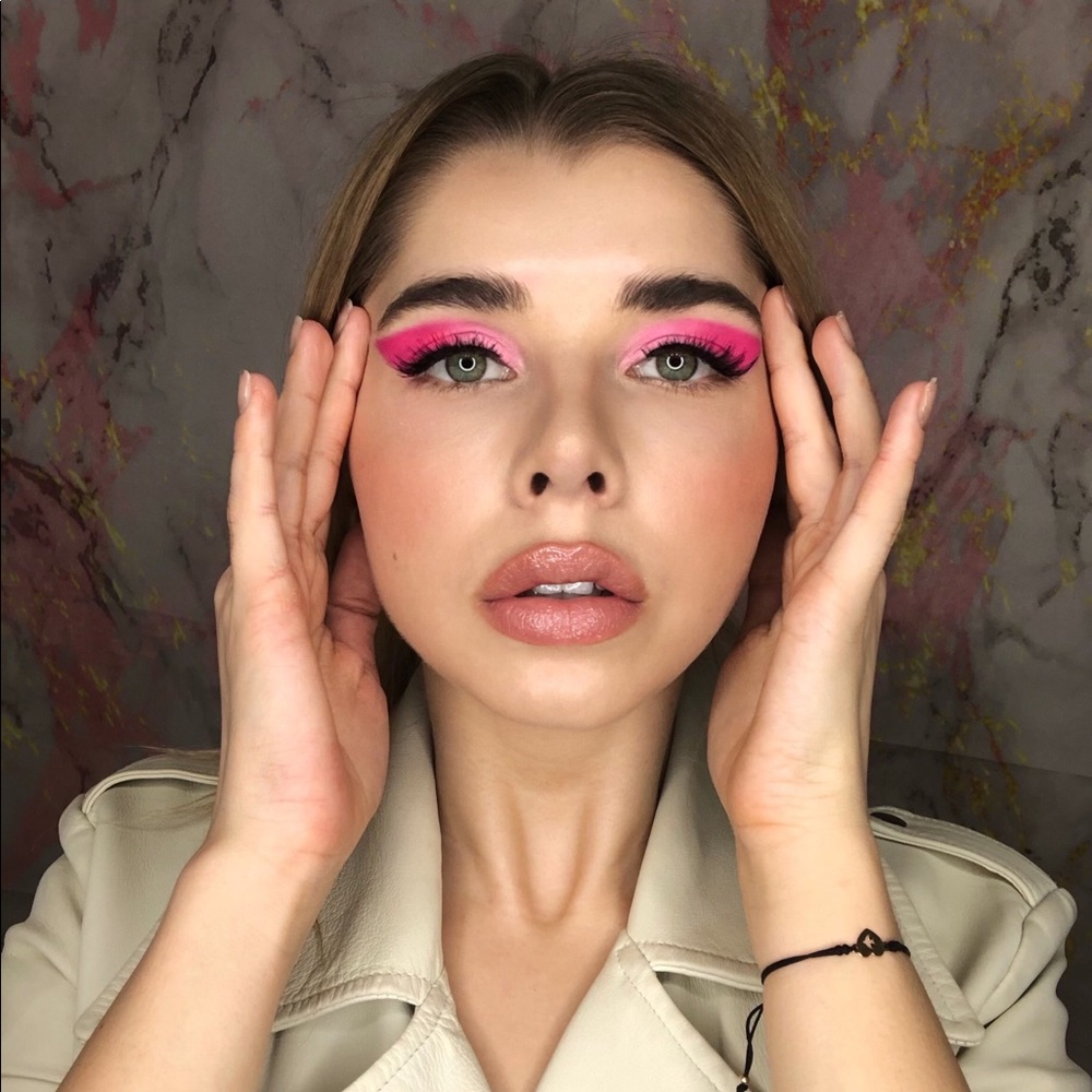 Meet your Posher, Marcelina